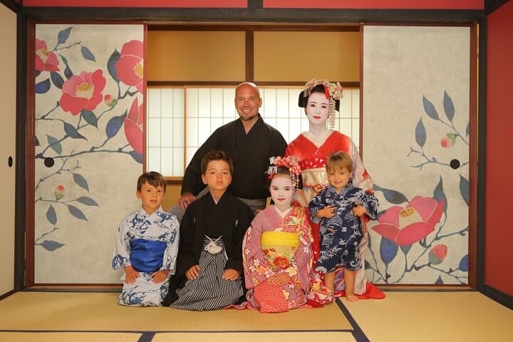 Kyoto Kiyomizudera Maiko & Samurai Family Kimono Experience Near Higashiyama photo 2