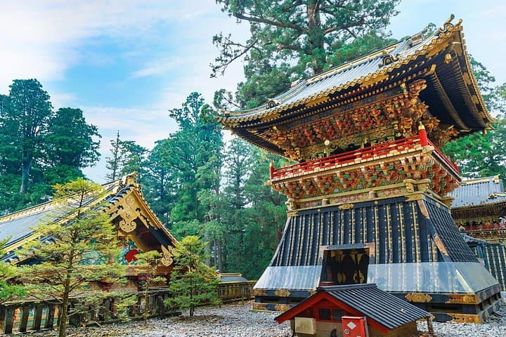 Nikko Day Tour: Toshogu Shrine, Kegon Falls & Edo-Mura Cultural Experience
