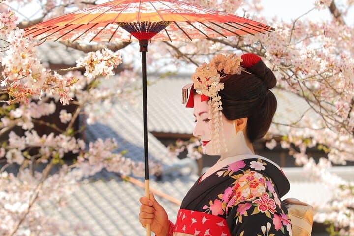 Walk Like a Maiko: Kiyomizu-dera Strolling Plan in Kyoto photo 3