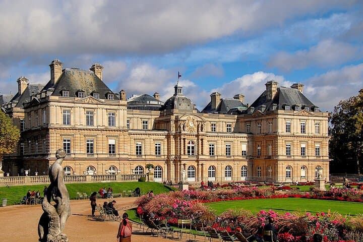 Paris Like a Local: Tailored Full-Day Walking Tour of Hidden Gems photo 4