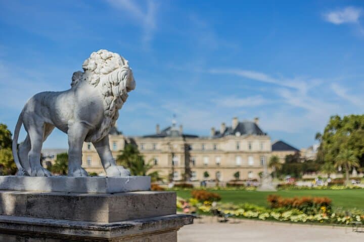 Paris Like a Local: Tailored Full-Day Walking Tour of Hidden Gems photo 6