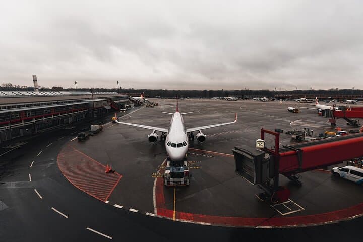 Southampton Cruise Port to Heathrow — Luxury Private Transfer photo 4