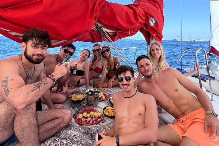 Full-Day Private Sailing Excursion from Ibiza to Formentera: Cove Hopping & Snorkel Stops
