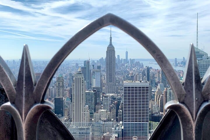 VIP Top of the Rock Experience: Skylift, The Beam & Priority Access photo 4