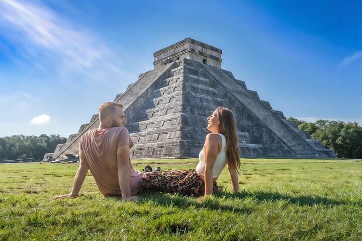 Full-Day Chichén Itzá Tour: Saamal Cenote, Mayan Buffet & Valladolid photo 2