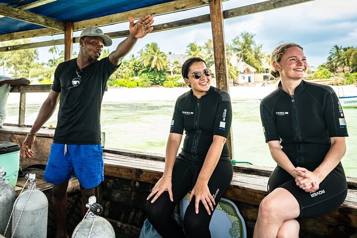 Beginner Scuba Diving Course in Zanzibar: Pool Training and Two Indian Ocean Dives photo 6