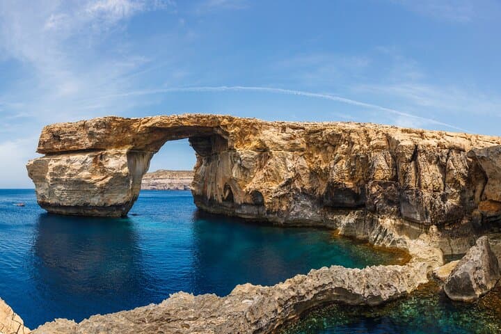 Private Morning Kayak Tour to Gozo & Comino Blue Lagoon photo 2