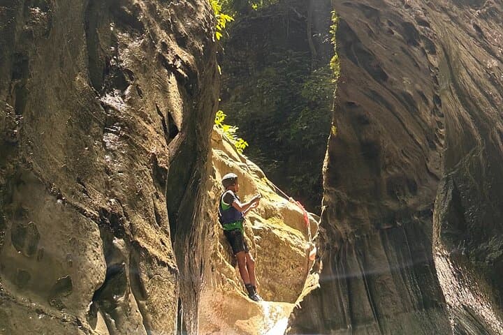 Damajagua 27 Charcos: Hike to the 7th Waterfall — Day Tour from Santo Domingo photo 3