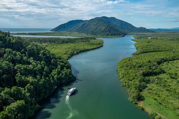 Frankland Islands Great Barrier Reef: All-Inclusive Day Cruise from Cairns photo 3