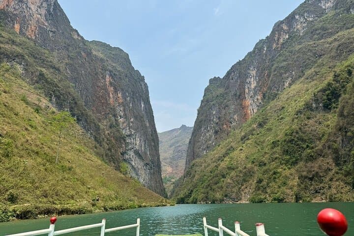 Ha Giang Loop 5-Day Car Tour: Ma Pi Leng, Dong Van & Lung Cu Flag photo 6
