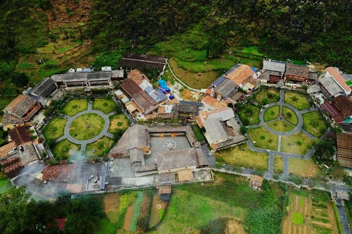 Ha Giang Loop by Car: 4-Day Scenic Drive through the Dong Van Plateau
