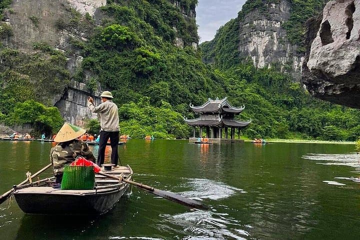 Ninh Binh 2-Day Highlights: Mua Cave, Tam Coc & Thung Nham Overnight from Hanoi photo 6