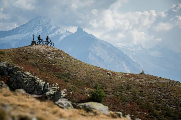 E‑Bike Around Mont Blanc: Chamonix to Courmayeur Scenic Day Ride photo 6