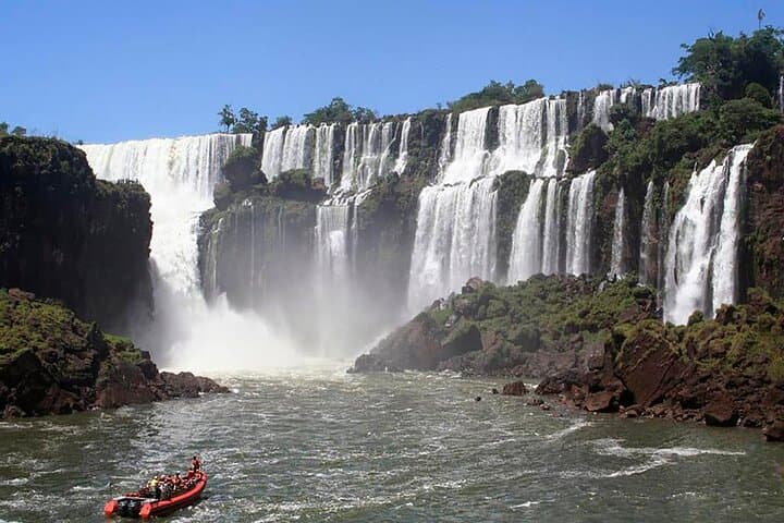 Macuco Safari: Iguaçu Park, Bird Park & Thrilling Boat Tour photo 4