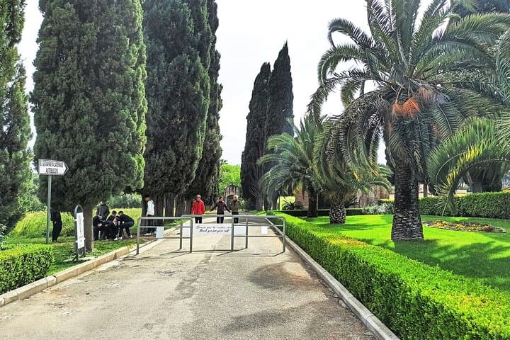 Appian Way Catacombs Guided Tour from the Colosseum — Golf Cart Shuttle & Skip‑the‑Line photo 3