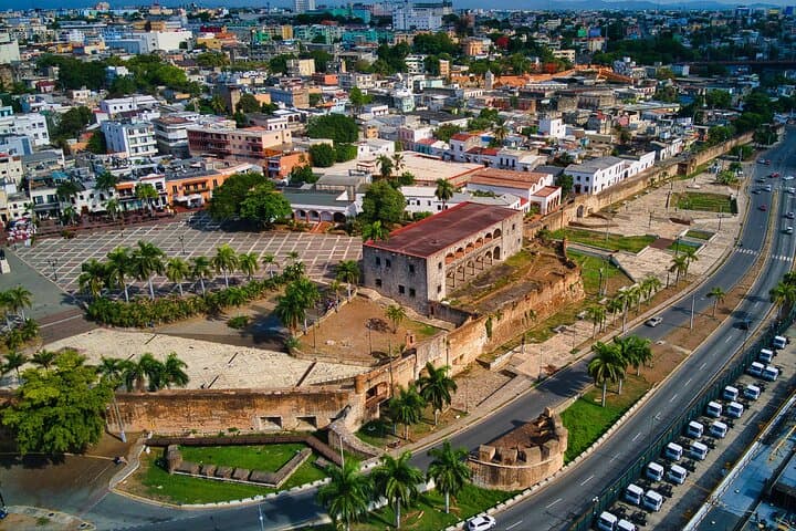 Full-Day Santo Domingo Colonial Zone Tour from Puerto Plata with Lunch