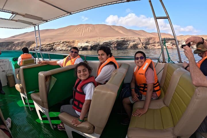 Nazca Lines, Ballestas Islands & Huacachina — Full‑Day Tour from Lima photo 2