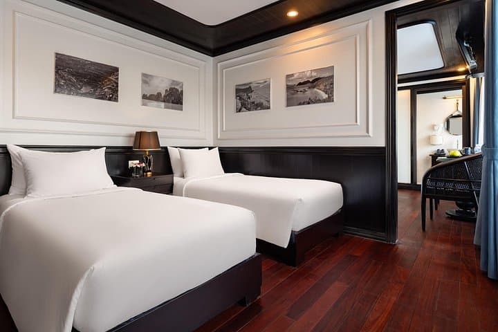 3-Day La Casta Luxury Cruise: Hanoi to Halong & Lan Ha Bay Itinerary photo 3