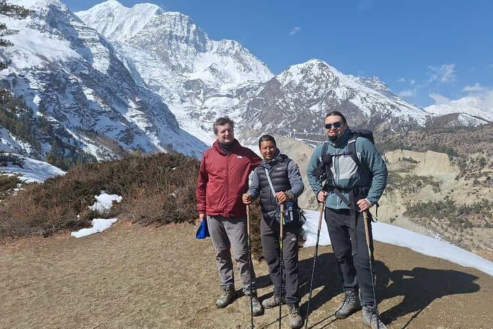 Annapurna Circuit Trek 12 Days — Classic 12-Day Himalayan Loop Across Thorong La