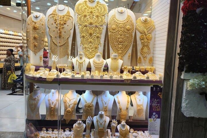 Dubai Half-Day City Tour — Dubai Frame, Creek Souks & Blue Mosque photo 6