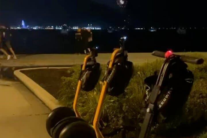 Chicago Pier Fireworks Segway Tour — Night Lakefront Segway to Navy Pier Fireworks photo 3
