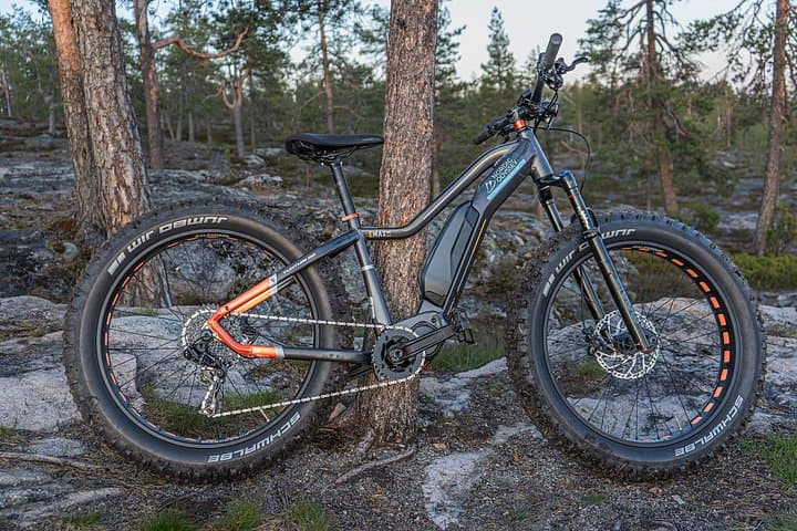 Midnight Sun E‑Fatbike Tour in Rovaniemi: Sunset Rides & Arctic Evenings photo 3