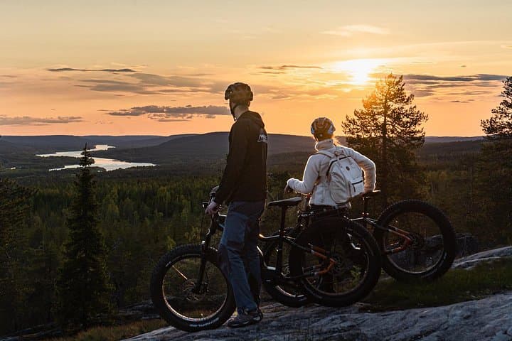 Midnight Sun E‑Fatbike Tour in Rovaniemi: Sunset Rides & Arctic Evenings photo 1
