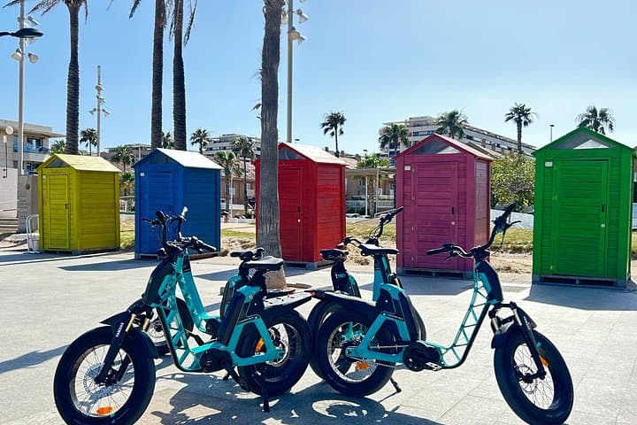 Coastal E‑Bike Tour in Valencia: Beaches, Cabanyal & City of Arts and Sciences