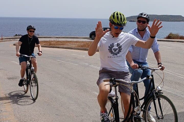 Athens Coastal Bike Tour and Swimming Adventure — Pedal to Beach Along the Athenian Shore photo 5