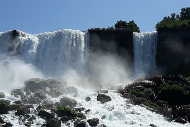 2-Day Niagara Falls & Corning Museum of Glass Tour from New York City photo 5