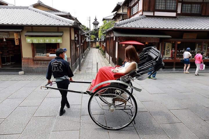 Kyoto Rickshaw Tour: Higashiyama Guided Rickshaw Experience photo 6