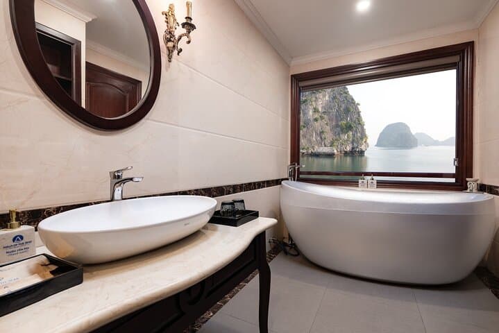 Lan Ha & Ha Long Bay: 2-Day Luxury Cruise with Private Balcony and Kayaking photo 6