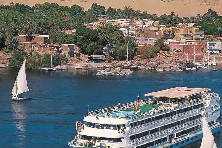 4-Day Nile Cruise from Cairo: Luxor, Aswan & Abu Simbel with Train Transfers photo 4