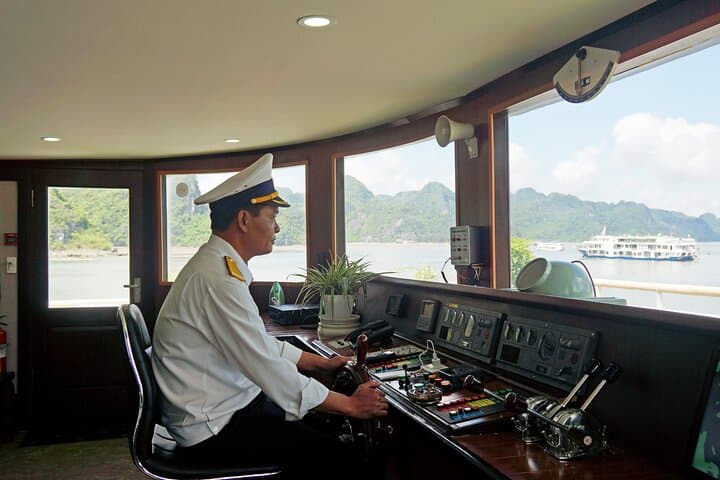 La Paci 2-Day Lan Ha Cruise from Ha Long — Kayaking, Caves & Overnight on Board photo 6