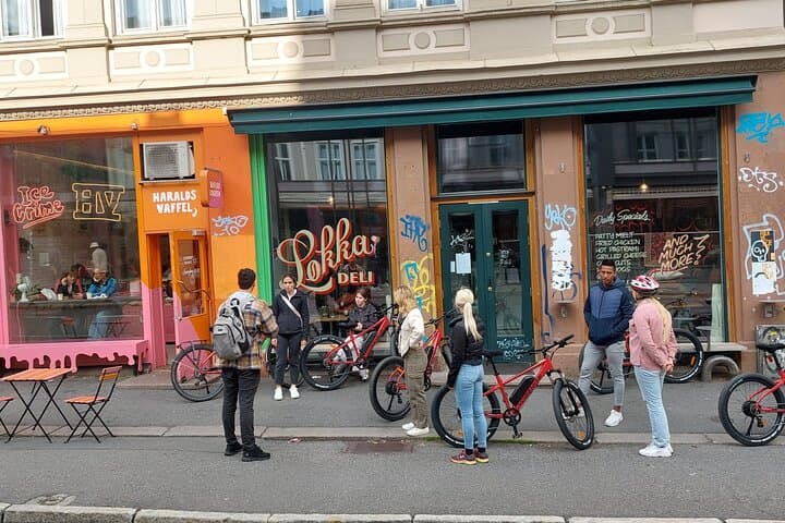 Explore Oslo by E‑Bike: Central Station Rentals for a Self‑Guided City Loop photo 4
