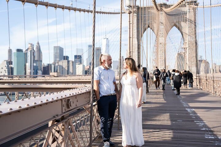 Brooklyn Bridge Professional Photoshoot: Iconic NYC Portrait Session photo 3