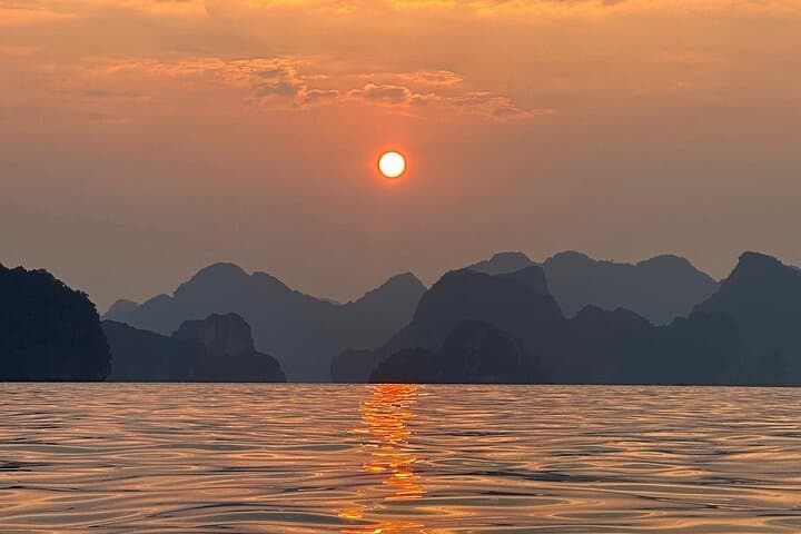Lan Ha Bay Sunset Boat Tour from Cat Ba — Kayaking, Swimming & Floating Village photo 1
