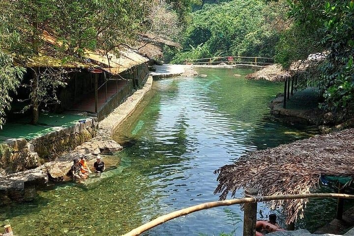 Scenic Jeep Transfer from Hue to Hoi An via Hai Van Pass photo 4