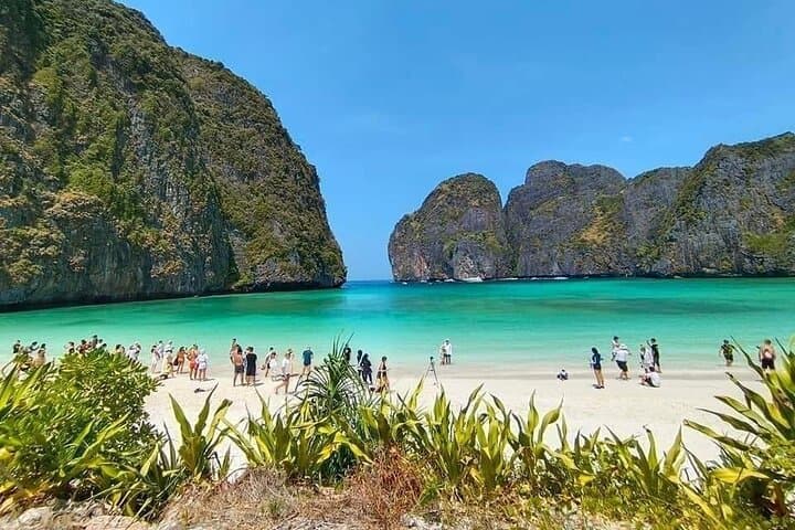 Phi Phi Island Speedboat Day Trip to Maya Bay: Snorkeling, Kayaks & Lunch photo 5