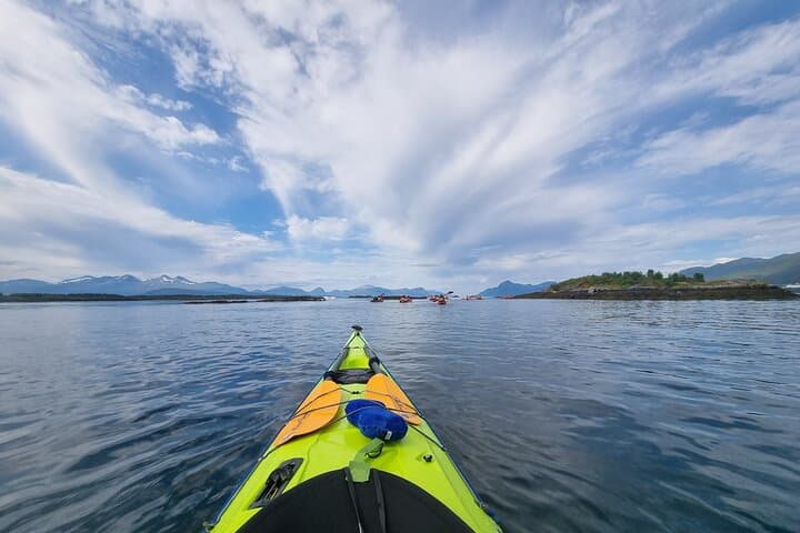 Paddle the Moldivene: Kayak Tour Around Seterøya and Hjertøya