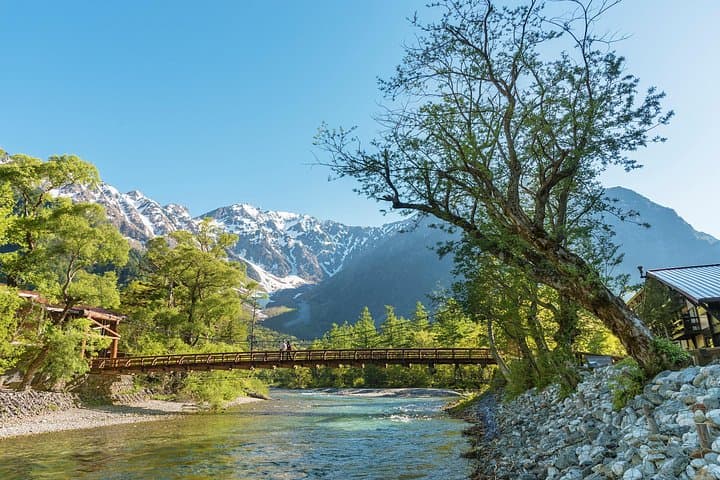 Kamikochi Private Full-Day Custom Tour — Kappa Bridge, Taisho Pond & Alpine Wetlands photo 2