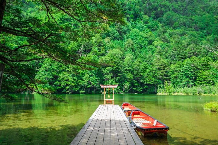 Kamikochi Private Full-Day Custom Tour — Kappa Bridge, Taisho Pond & Alpine Wetlands photo 4