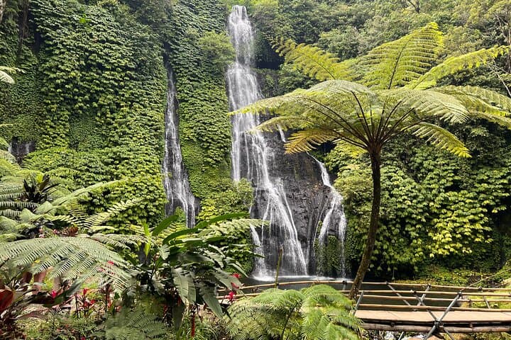 Handara Gate, Ulun Danu Bratan & Banyumala Waterfalls — Bali Full-Day Cultural and Nature Tour