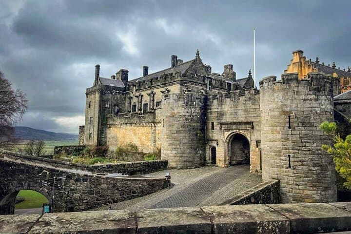 Day Trip from Edinburgh: Kelpies, Loch Lomond & Stirling Castle photo 6