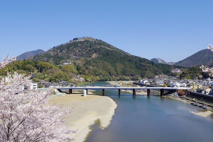 Ozu Private Full-Day Custom Tour — Tailor a Cultural & Scenic Day in Ehime photo 2