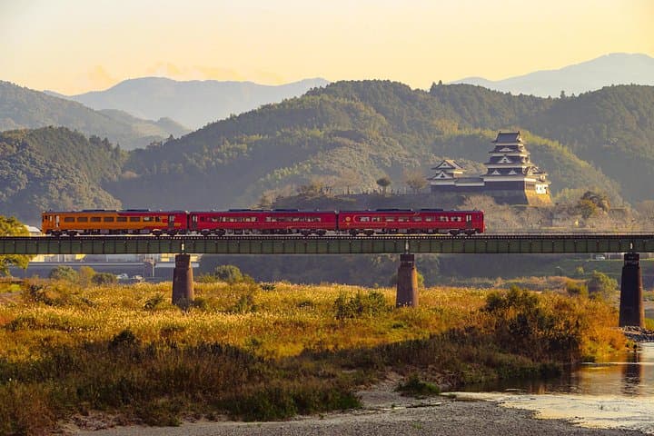 Ozu Private Full-Day Custom Tour — Tailor a Cultural & Scenic Day in Ehime photo 3