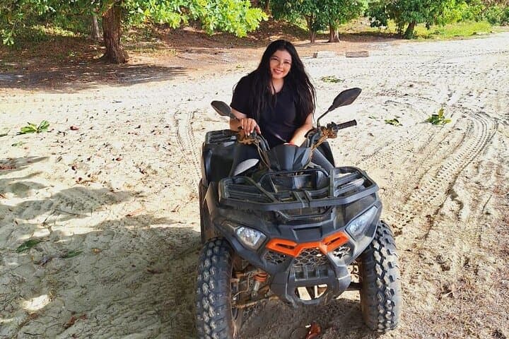 Roatán Off-Road ATV and Beach Tour — Private 2-Hour Jungle Ride photo 4