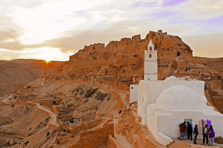 Private Tataouine and Berber Village Day Trip from Djerba: Chenini, Ksours & Salt Lake
