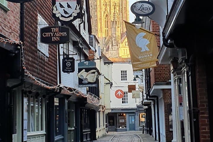 Countryside Castles and Coast Tour in Kent: White Cliffs, Chilham & Canterbury in a Day photo 2