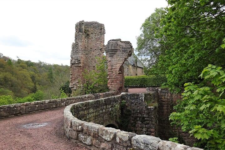 Roslin Glen Walking Tour from Edinburgh — Run Tours Lothian photo 5